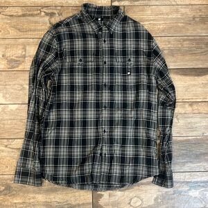 DC long sleeve button up